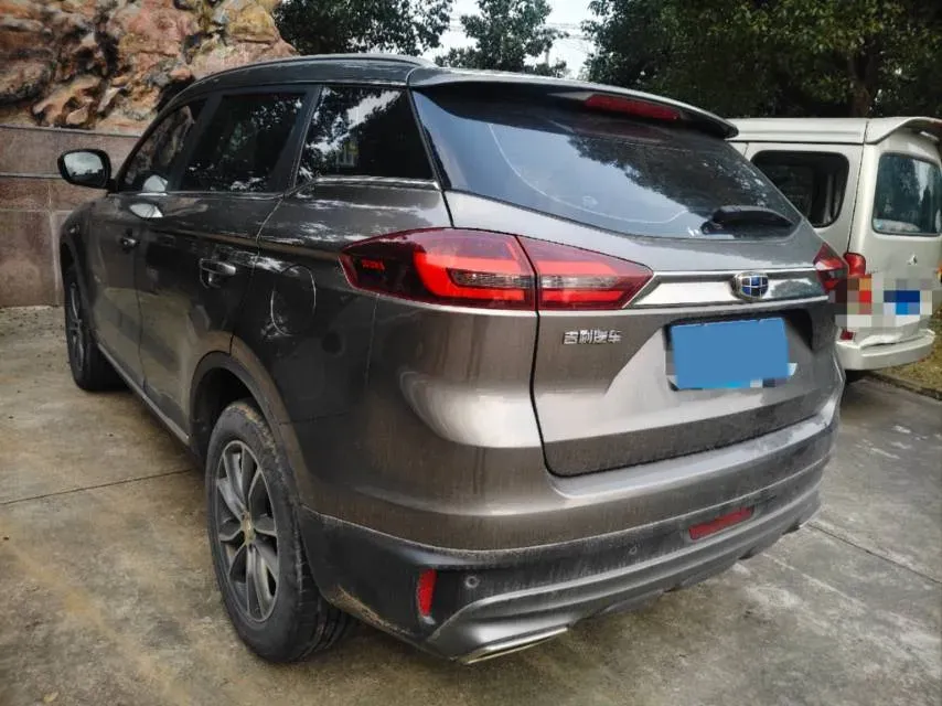 2020 Roewe i6 1.5T 169HP L4 7DCT,autocango,china used car exporter,china ev exporter,chinese used car exporter,chinese used ev exporter