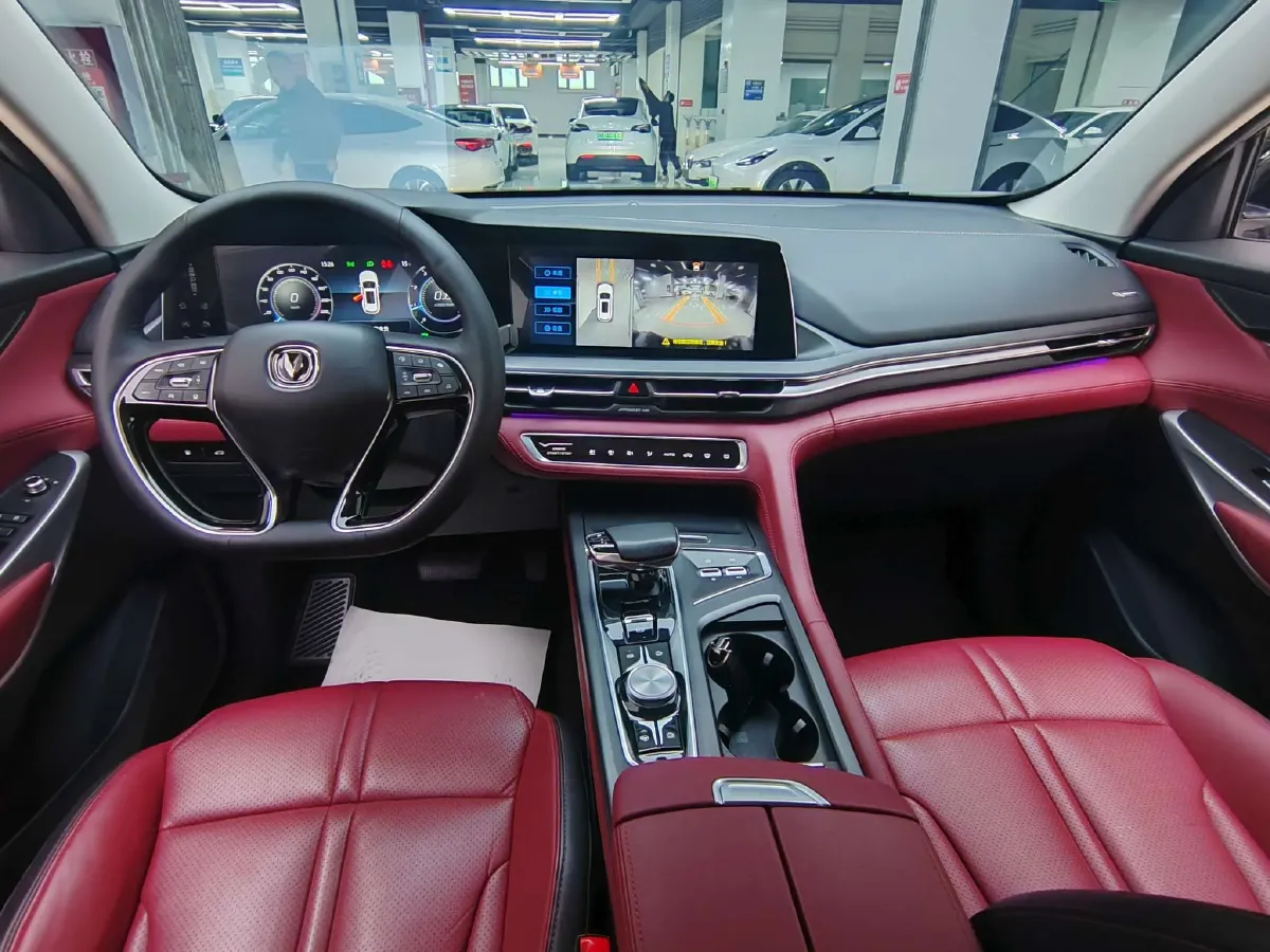 2020 ChangAn CS75 Plus 2.0T 233HP L4 8AT,autocango,china used car exporter,china ev exporter,chinese used car exporter,chinese used ev exporter