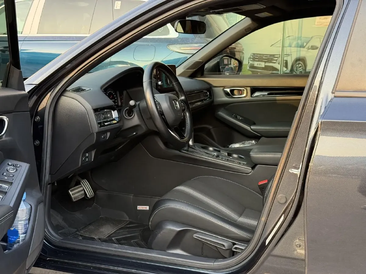 2022 Honda Civic 1.5T 182HP L4 CVT,autocango,china used car exporter,china ev exporter,chinese used car exporter,chinese used ev exporter