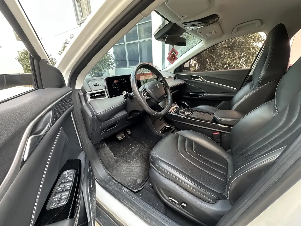 2022 Roewe RX5 MAX 1.5T 181HP L4 6AT,autocango,china used car exporter,china ev exporter,chinese used car exporter,chinese used ev exporter