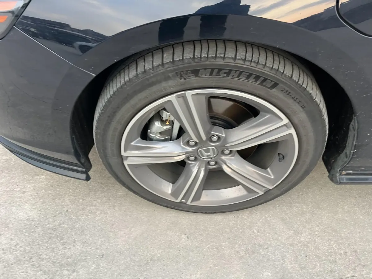 2023 Honda Accord 2.0L 148HP L4 E-CVT PHEV 17.7KWH,autocango,china used car exporter,china ev exporter,chinese used car exporter,chinese used ev exporter