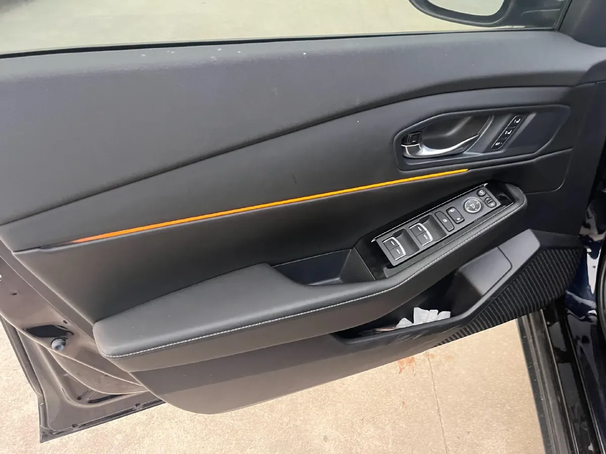 2023 Honda Accord 2.0L 148HP L4 E-CVT PHEV 17.7KWH,autocango,china used car exporter,china ev exporter,chinese used car exporter,chinese used ev exporter