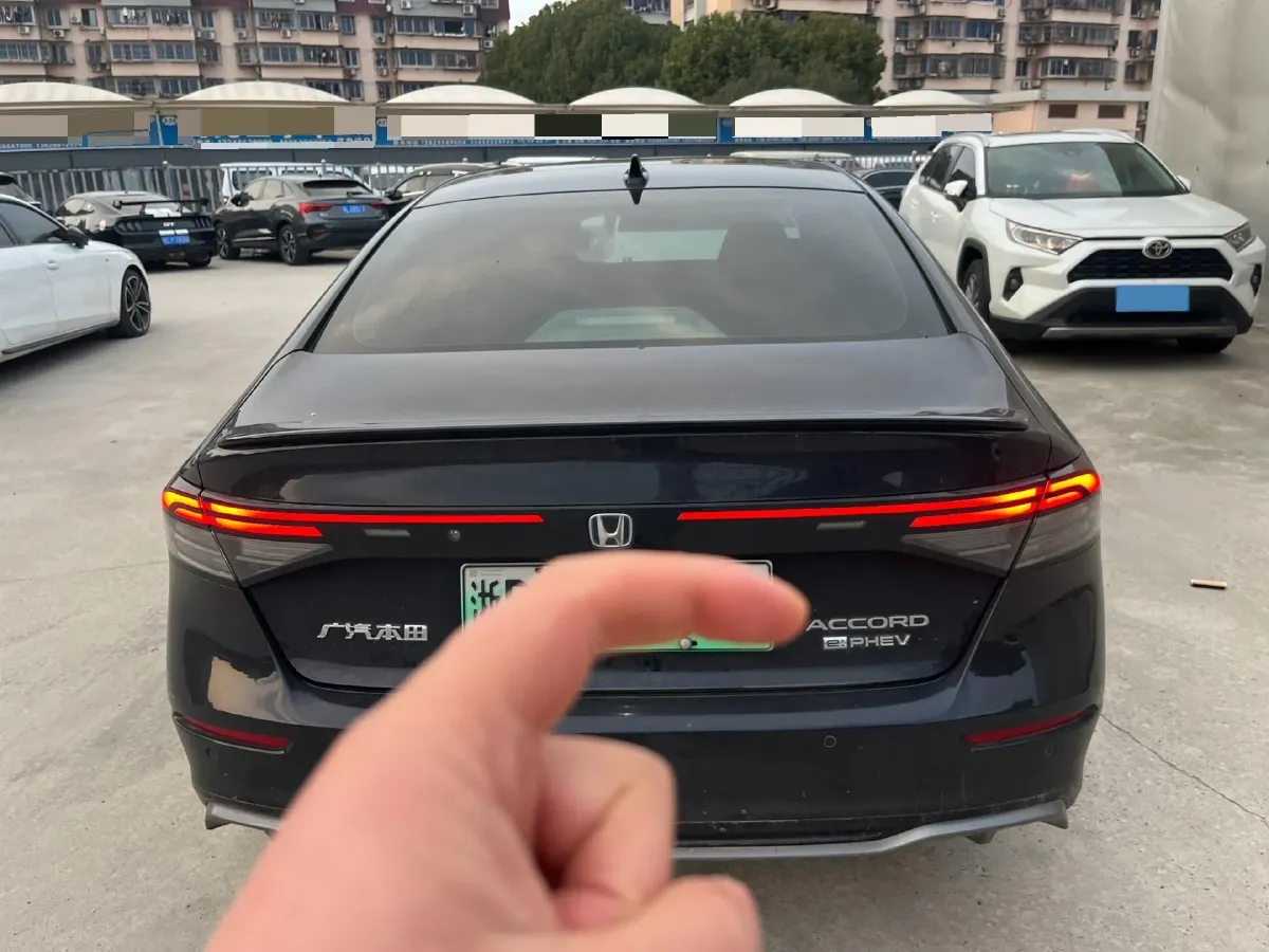 2023 Honda Accord 2.0L 148HP L4 E-CVT PHEV 17.7KWH,autocango,china used car exporter,china ev exporter,chinese used car exporter,chinese used ev exporter
