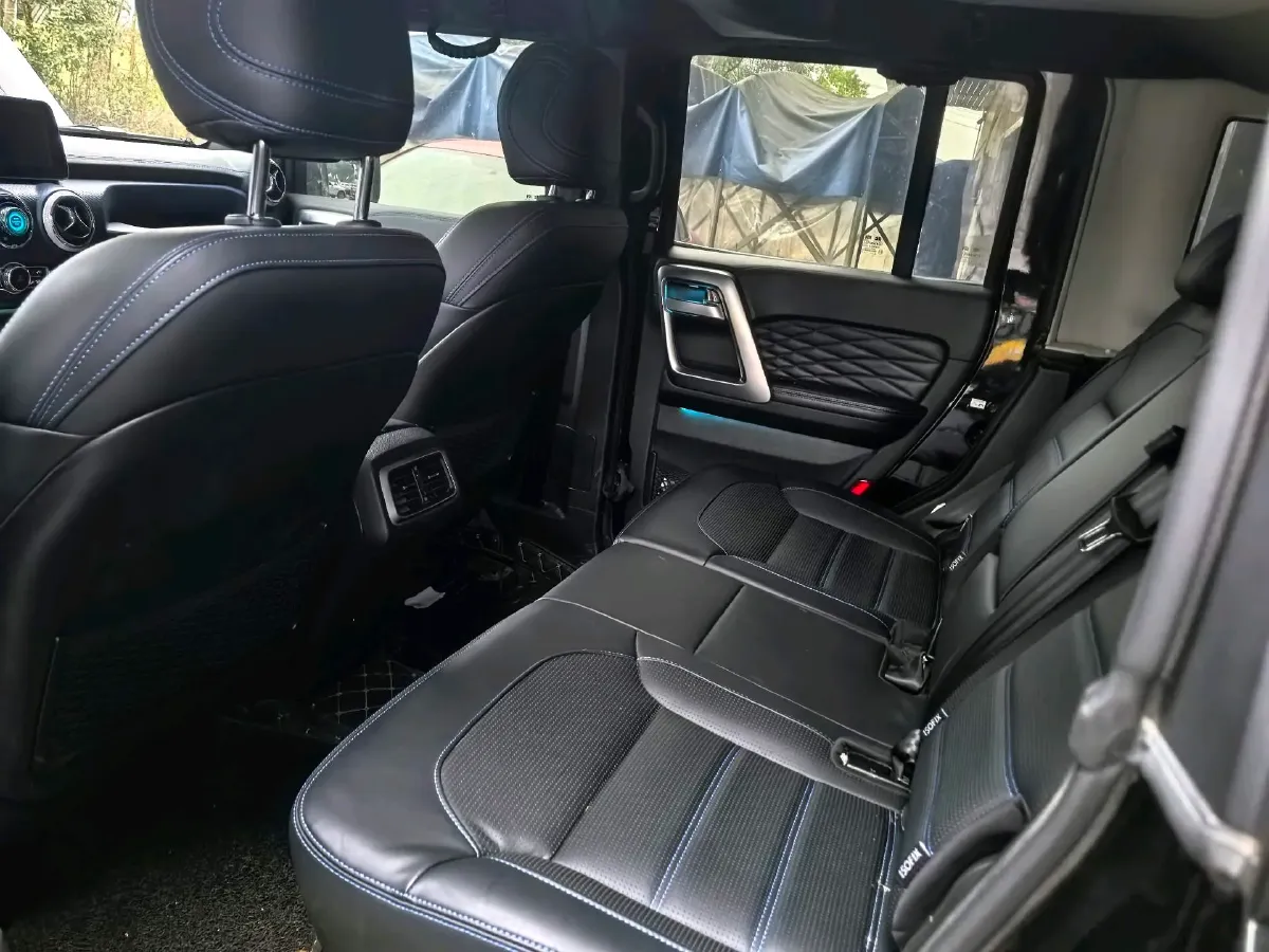 2020 Beijing BJ40 2.0T 224HP L4 8AT,autocango,china used car exporter,china ev exporter,chinese used car exporter,chinese used ev exporter