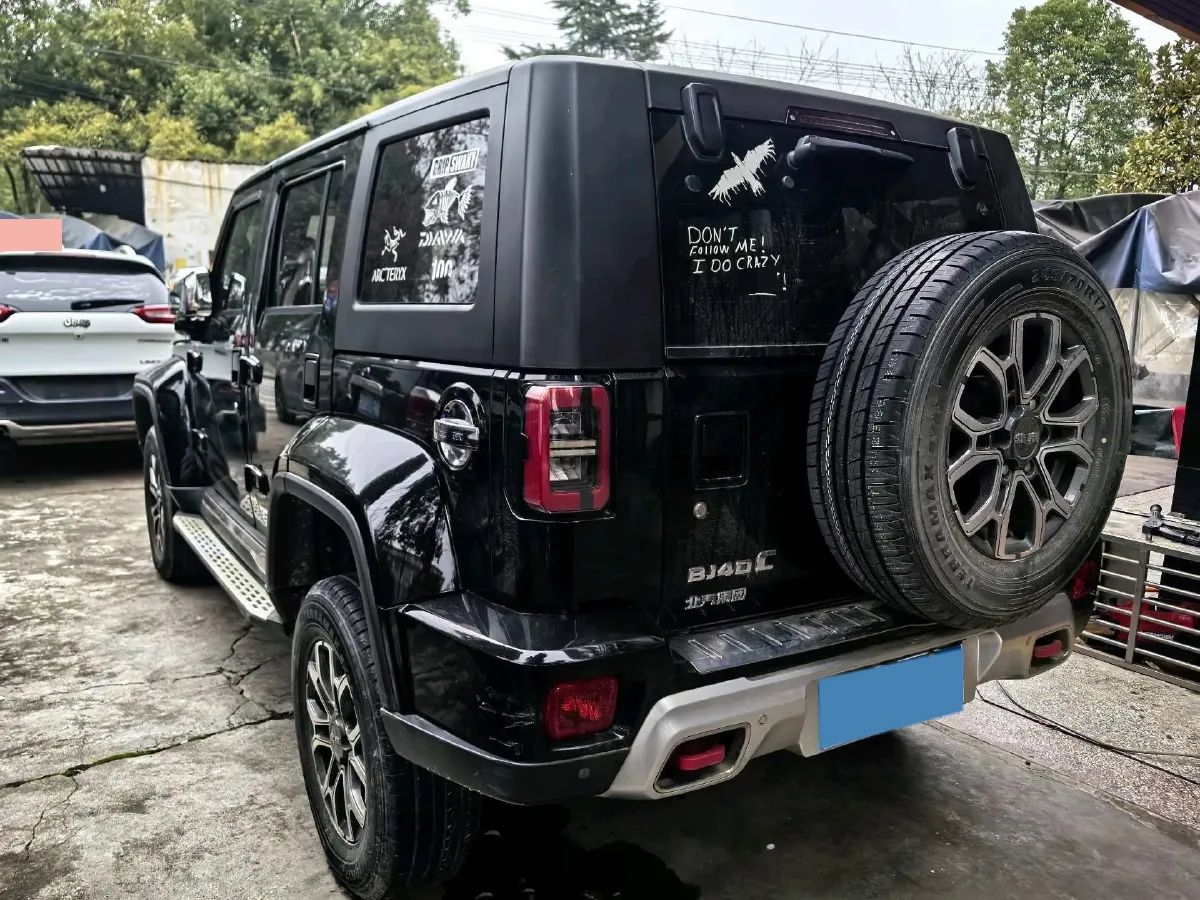 2020 Beijing BJ40 2.0T 224HP L4 8AT,autocango,china used car exporter,china ev exporter,chinese used car exporter,chinese used ev exporter