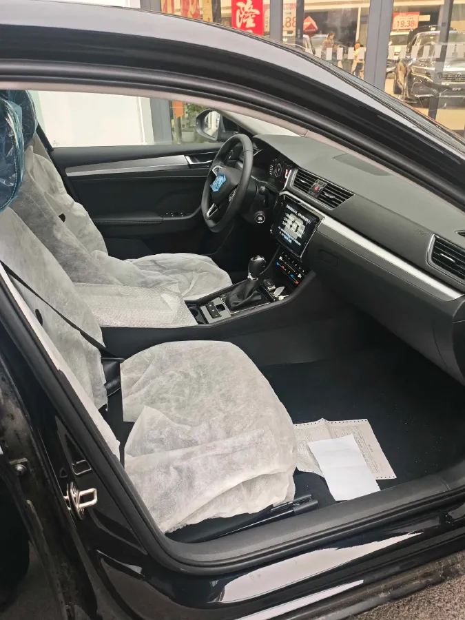 2025 Skoda Superb 1.4T 150HP L4 7DCT,autocango,china used car exporter,china ev exporter,chinese used car exporter,chinese used ev exporter