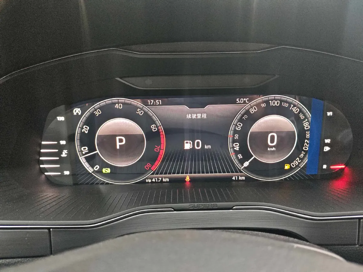 2025 Skoda Superb 1.4T 150HP L4 7DCT,autocango,china used car exporter,china ev exporter,chinese used car exporter,chinese used ev exporter