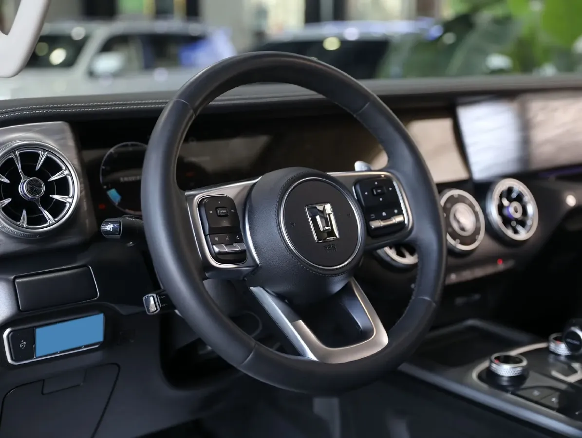 2023 Tank 300 2.0T 227HP L4 8AT,autocango,china used car exporter,china ev exporter,chinese used car exporter,chinese used ev exporter