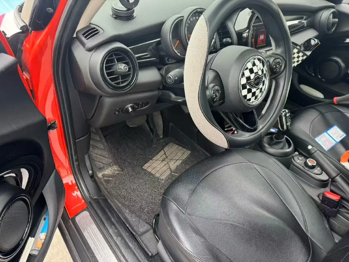 2019 MINI MINI 1.5T 102HP L3 7DCT,autocango,china used car exporter,china ev exporter,chinese used car exporter,chinese used ev exporter