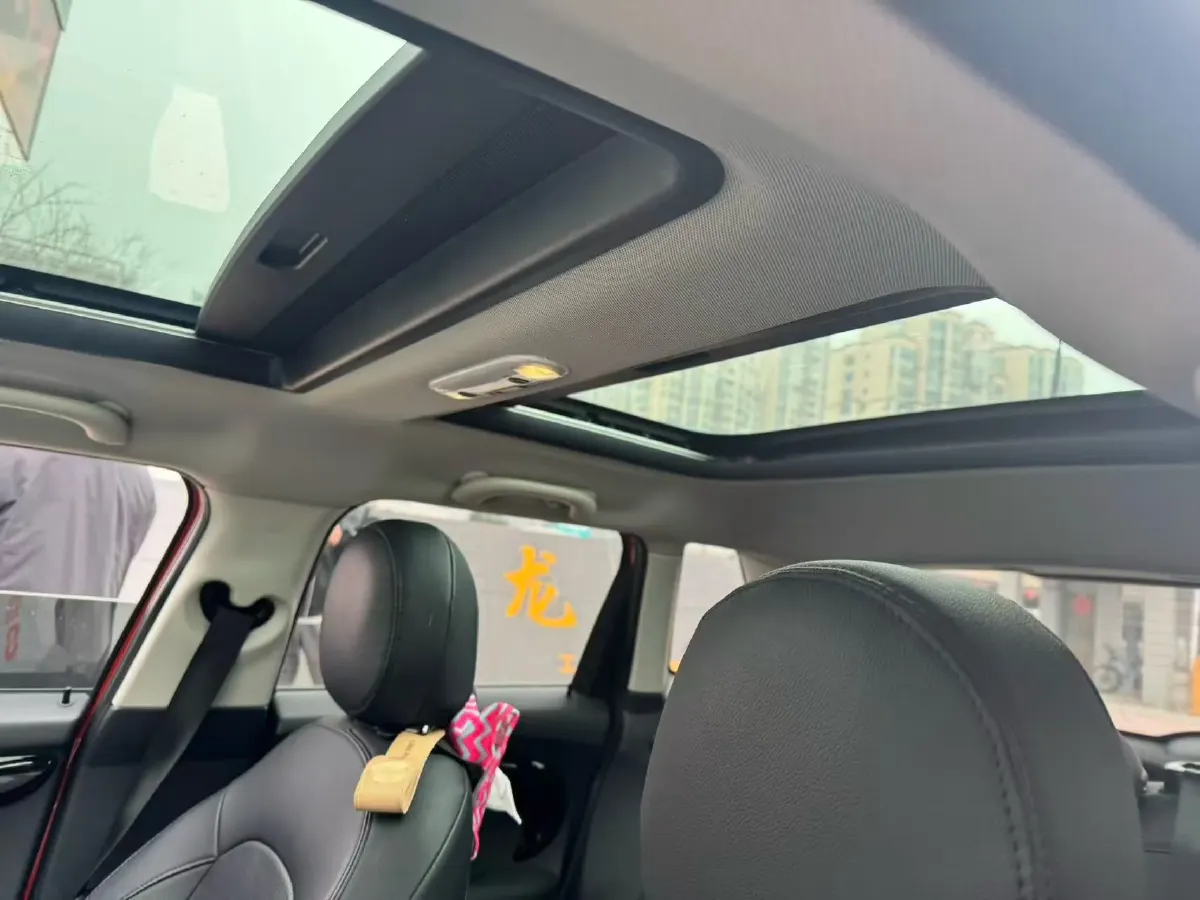 2019 MINI MINI 1.5T 102HP L3 7DCT,autocango,china used car exporter,china ev exporter,chinese used car exporter,chinese used ev exporter