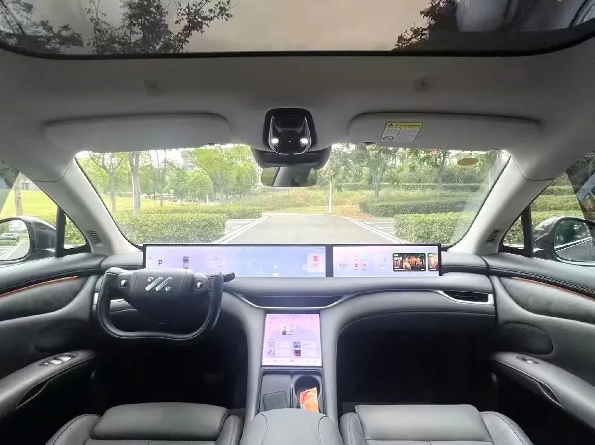 2023 IM LS6 BEV 71KWH,autocango,china used car exporter,china ev exporter,chinese used car exporter,chinese used ev exporter