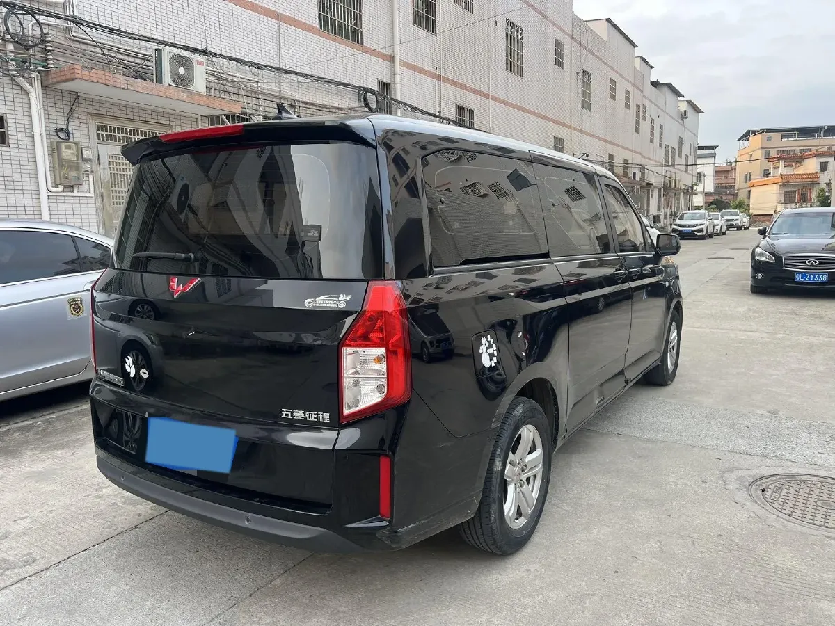2021 WuLing ZhengChen 1.5T 147HP L4 6MT,autocango,china used car exporter,china ev exporter,chinese used car exporter,chinese used ev exporter