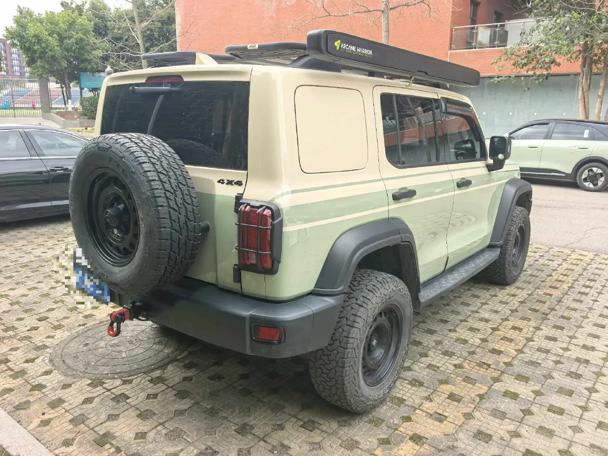 2021 Tank 300 2.0T 227HP L4 8AT,autocango,china used car exporter,china ev exporter,chinese used car exporter,chinese used ev exporter