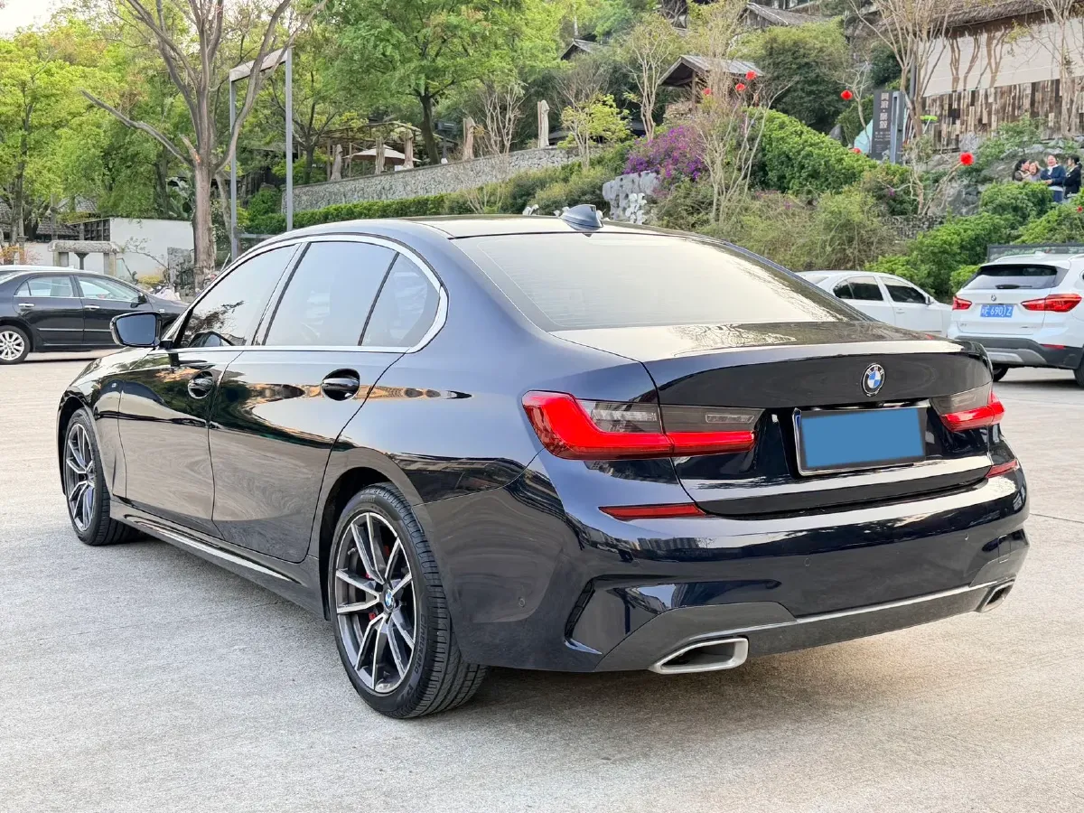 2021 BMW 3 Series 2.0T 184HP L4 8AT,autocango,china used car exporter,china ev exporter,chinese used car exporter,chinese used ev exporter