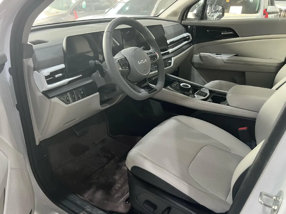 2025 Kia Sportage 1.5T 200HP L4 8AT,autocango,china used car exporter,china ev exporter,chinese used car exporter,chinese used ev exporter