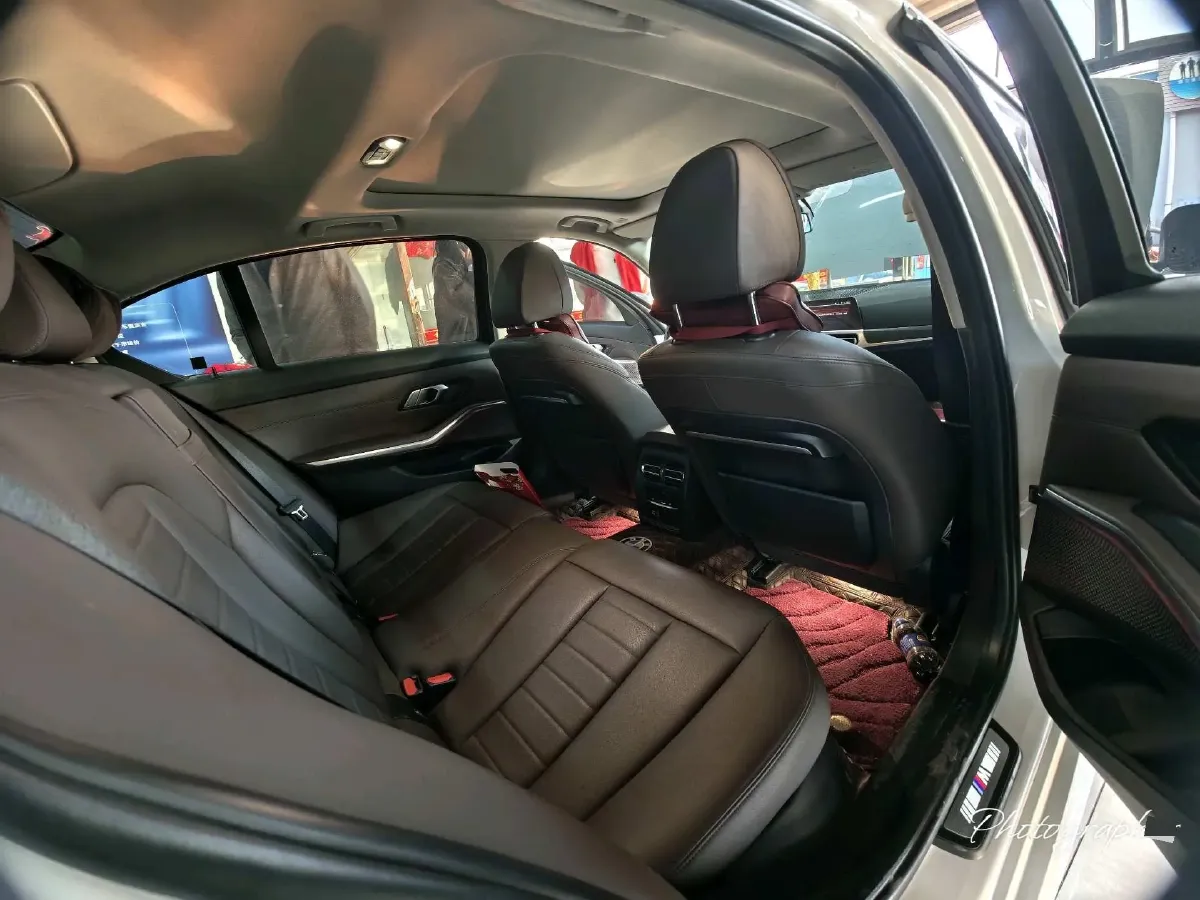 2021 BMW 3 Series 2.0T 156HP L4 8AT,autocango,china used car exporter,china ev exporter,chinese used car exporter,chinese used ev exporter