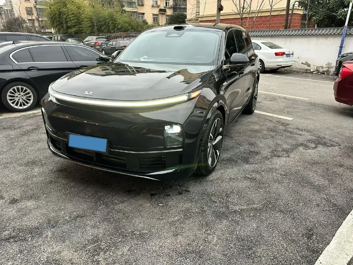 2025 Li L9 Range Extended 154HP REEV,autocango,china used car exporter,china ev exporter,chinese used car exporter,chinese used ev exporter