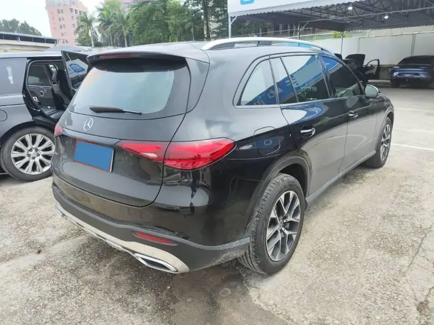 2023 Mercedes-Benz GLC Class 2.0T 204HP L4 9AT,autocango,china used car exporter,china ev exporter,chinese used car exporter,chinese used ev exporter