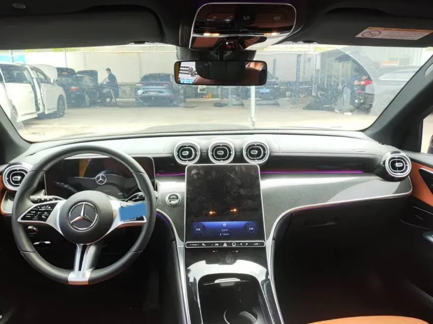 2023 Mercedes-Benz GLC Class 2.0T 204HP L4 9AT,autocango,china used car exporter,china ev exporter,chinese used car exporter,chinese used ev exporter