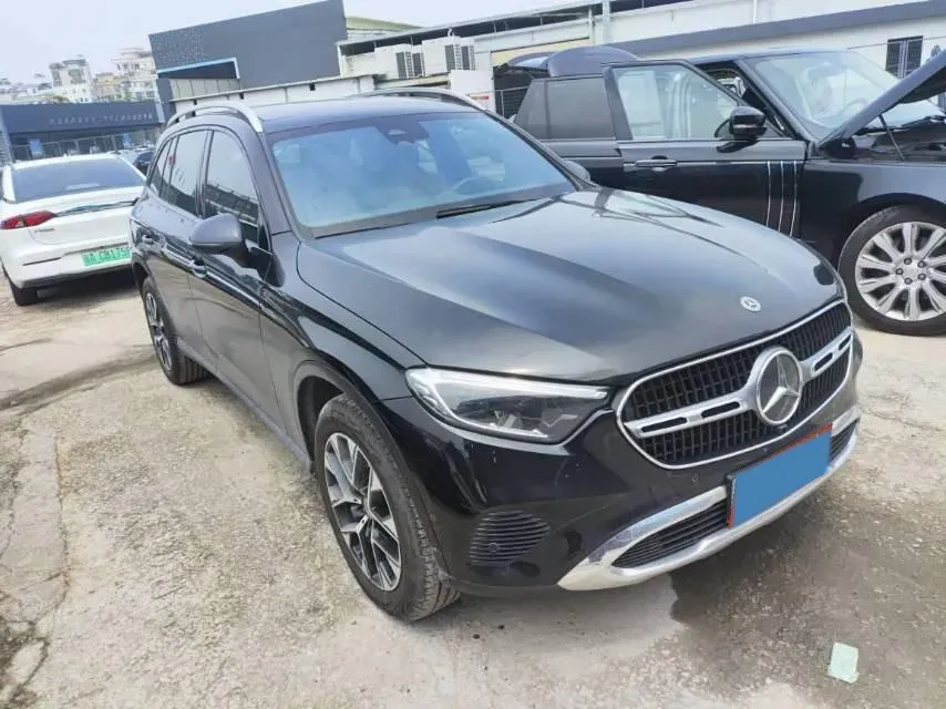2023 Mercedes-Benz GLC Class 2.0T 204HP L4 9AT,autocango,china used car exporter,china ev exporter,chinese used car exporter,chinese used ev exporter
