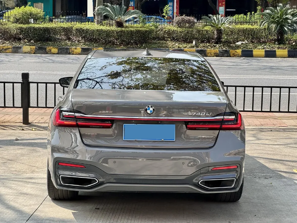 2019 BMW 7 Series 2.0T 265HP L4 8AT,autocango,china used car exporter,china ev exporter,chinese used car exporter,chinese used ev exporter