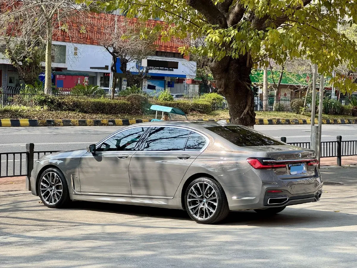 2019 BMW 7 Series 2.0T 265HP L4 8AT,autocango,china used car exporter,china ev exporter,chinese used car exporter,chinese used ev exporter