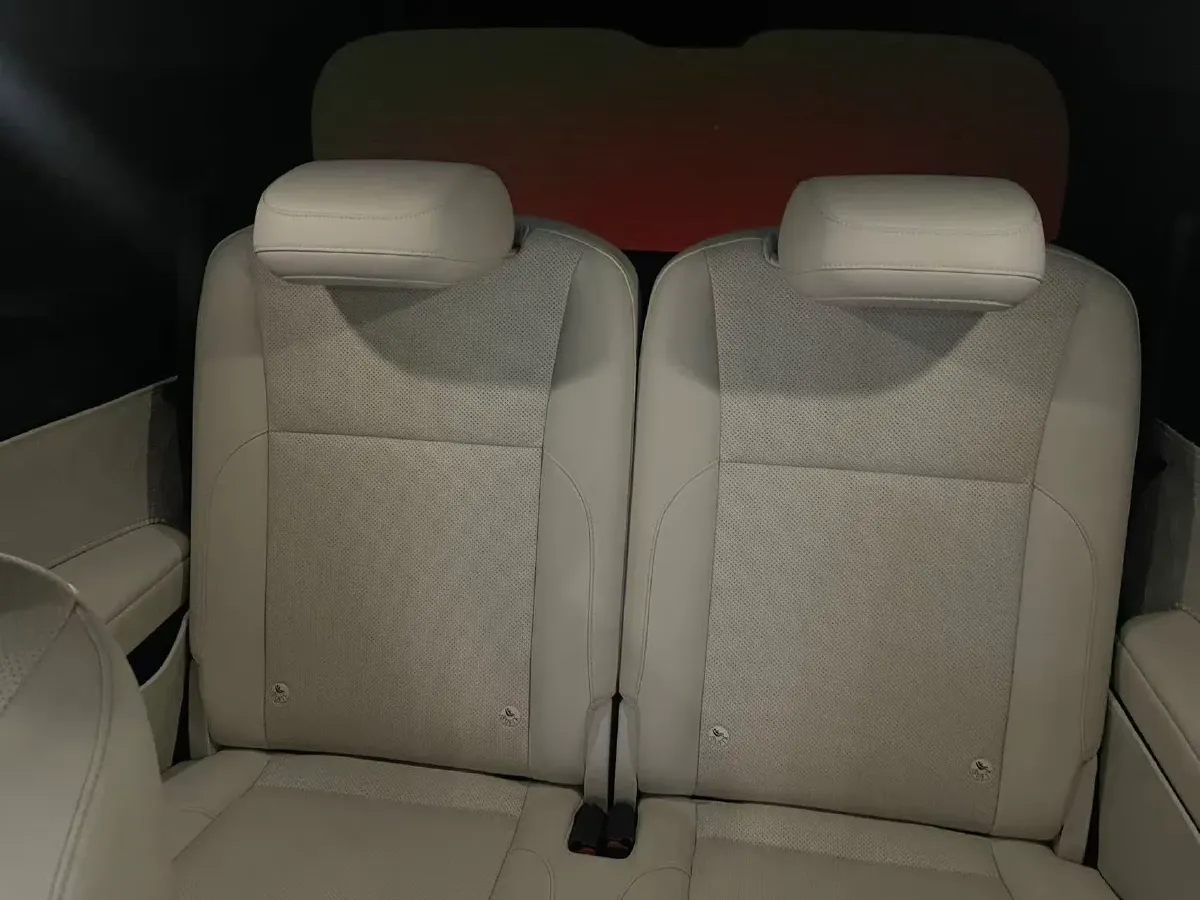 2022 Li L9 Range Extended 154HP REEV 42.6KWH,autocango,china used car exporter,china ev exporter,chinese used car exporter,chinese used ev exporter