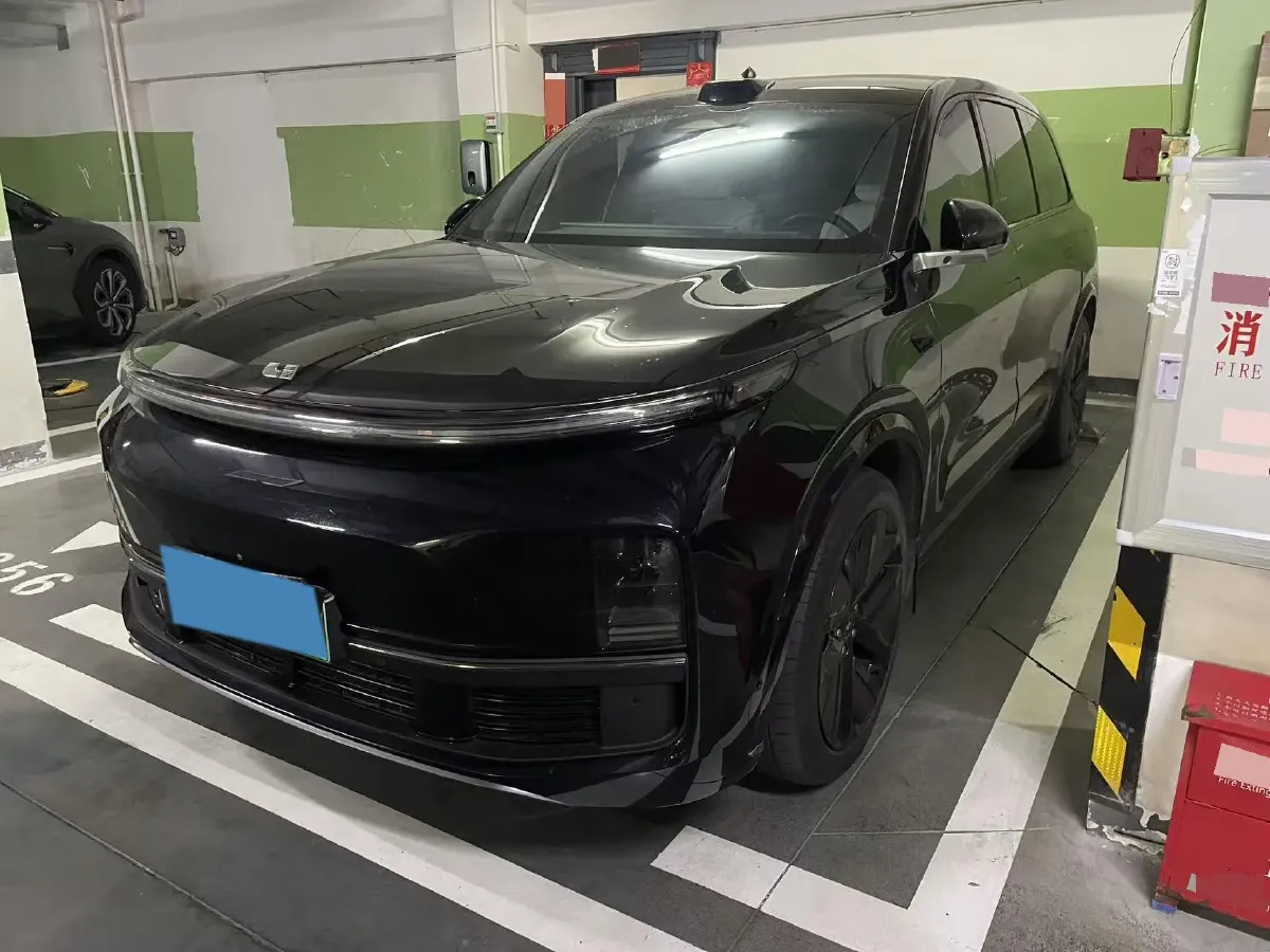 2022 Li L9 Range Extended 154HP REEV 42.6KWH,autocango,china used car exporter,china ev exporter,chinese used car exporter,chinese used ev exporter