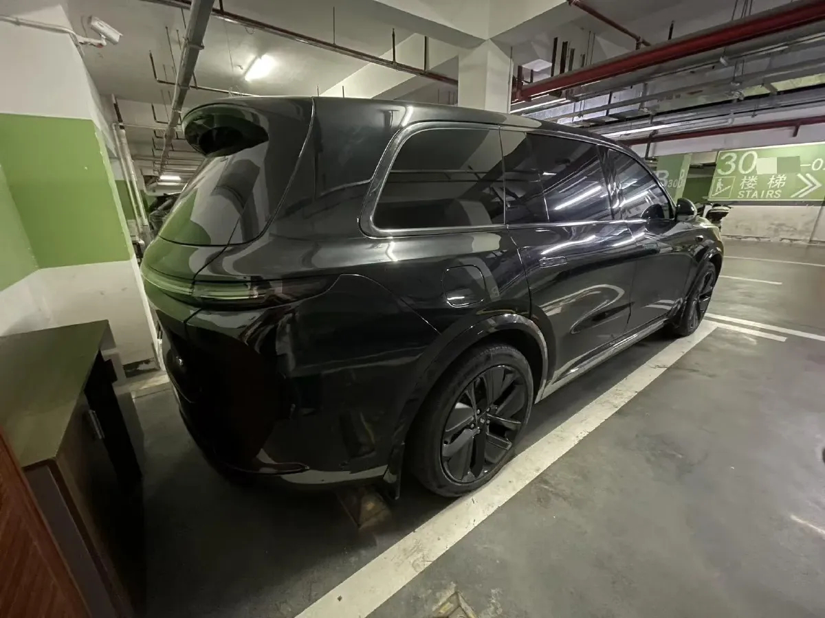 2022 Li L9 Range Extended 154HP REEV 42.6KWH,autocango,china used car exporter,china ev exporter,chinese used car exporter,chinese used ev exporter