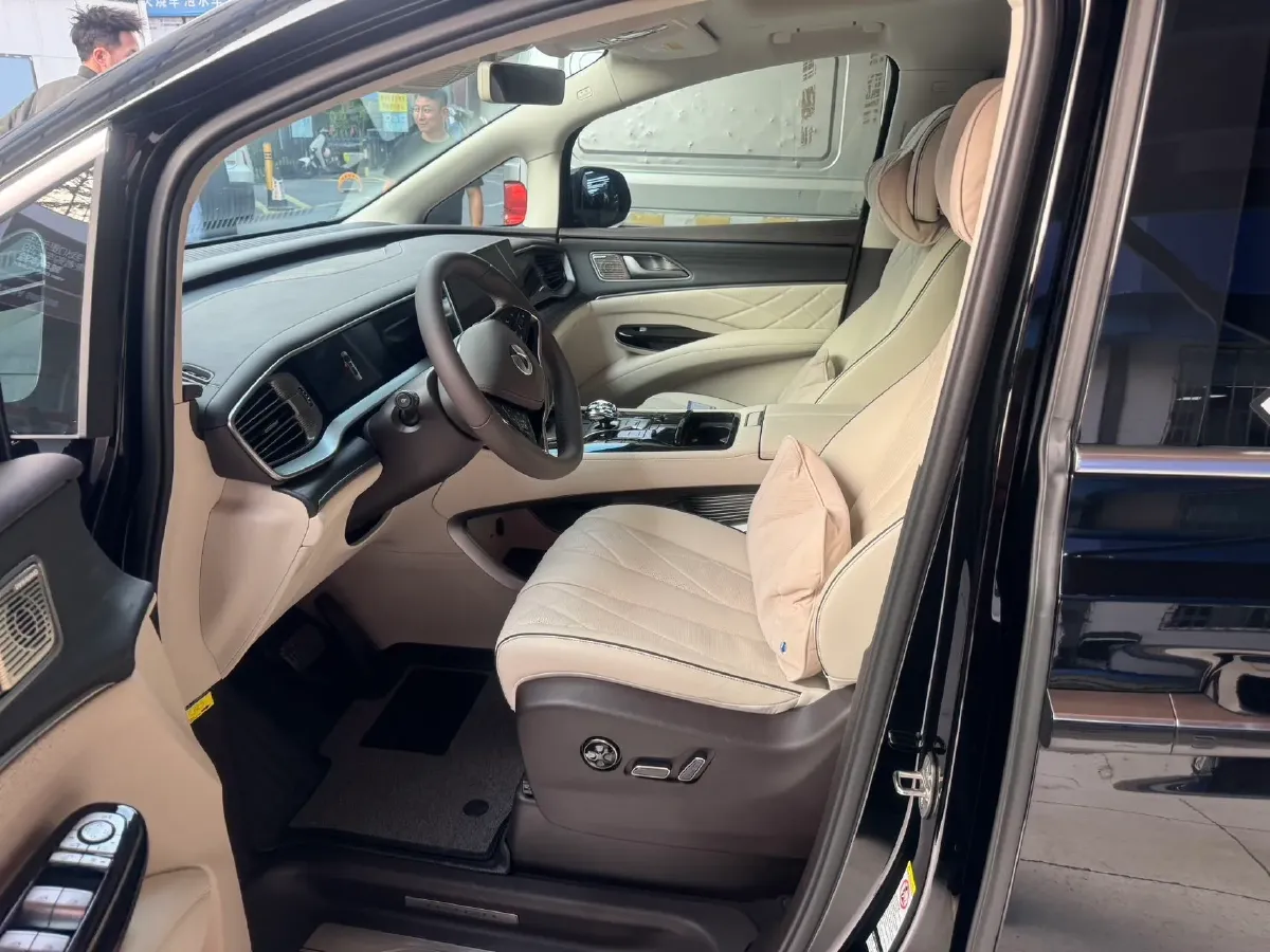 2024 Denza D9 1.5T 139HP L4 E-CVT PHEV 40KWH,autocango,china used car exporter,china ev exporter,chinese used car exporter,chinese used ev exporter