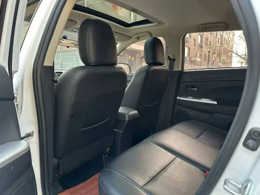 2018 Mitsubishi ASX 1.6L 124HP L4 5MT,autocango,china used car exporter,china ev exporter,chinese used car exporter,chinese used ev exporter