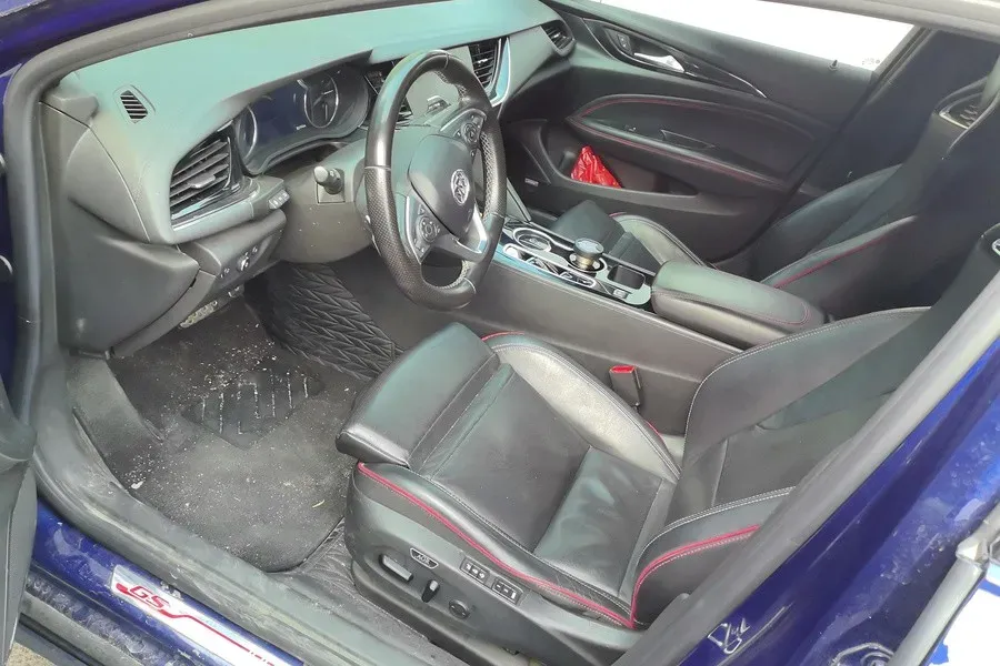 2021 Buick Regal 2.0T 237HP L4 9AT,autocango,china used car exporter,china ev exporter,chinese used car exporter,chinese used ev exporter