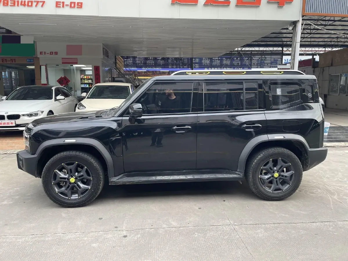 2023 Jetour Traveller 2.0T 254HP L4 7DCT,autocango,china used car exporter,china ev exporter,chinese used car exporter,chinese used ev exporter