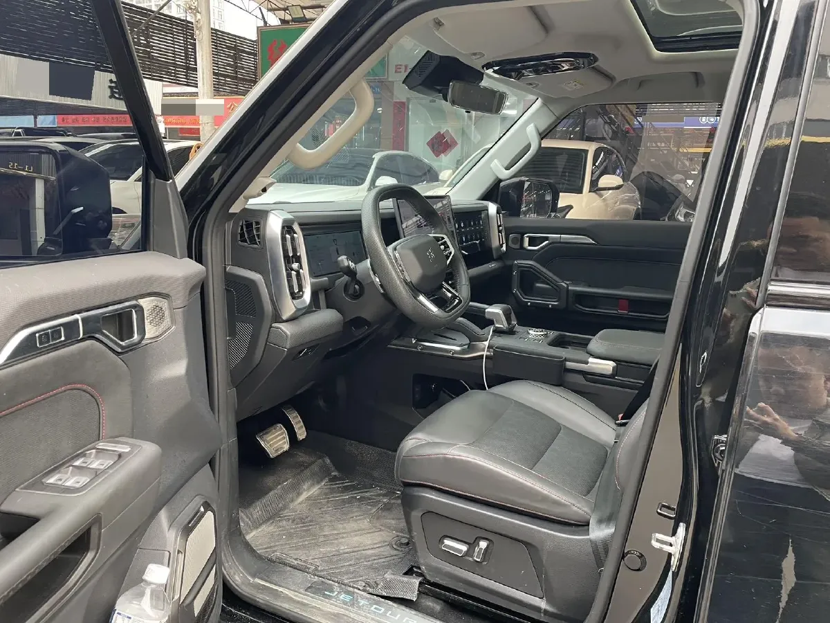 2023 Jetour Traveller 2.0T 254HP L4 7DCT,autocango,china used car exporter,china ev exporter,chinese used car exporter,chinese used ev exporter