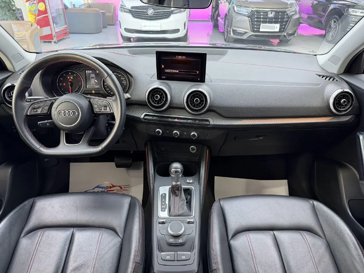 2022 Audi Q2L 1.4T 150HP L4 7DCT,autocango,china used car exporter,china ev exporter,chinese used car exporter,chinese used ev exporter