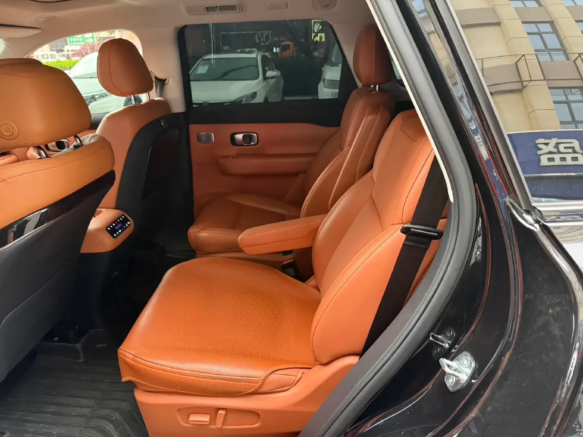 2024 Leapmotor C16 BEV 67.7KWH,autocango,china used car exporter,china ev exporter,chinese used car exporter,chinese used ev exporter