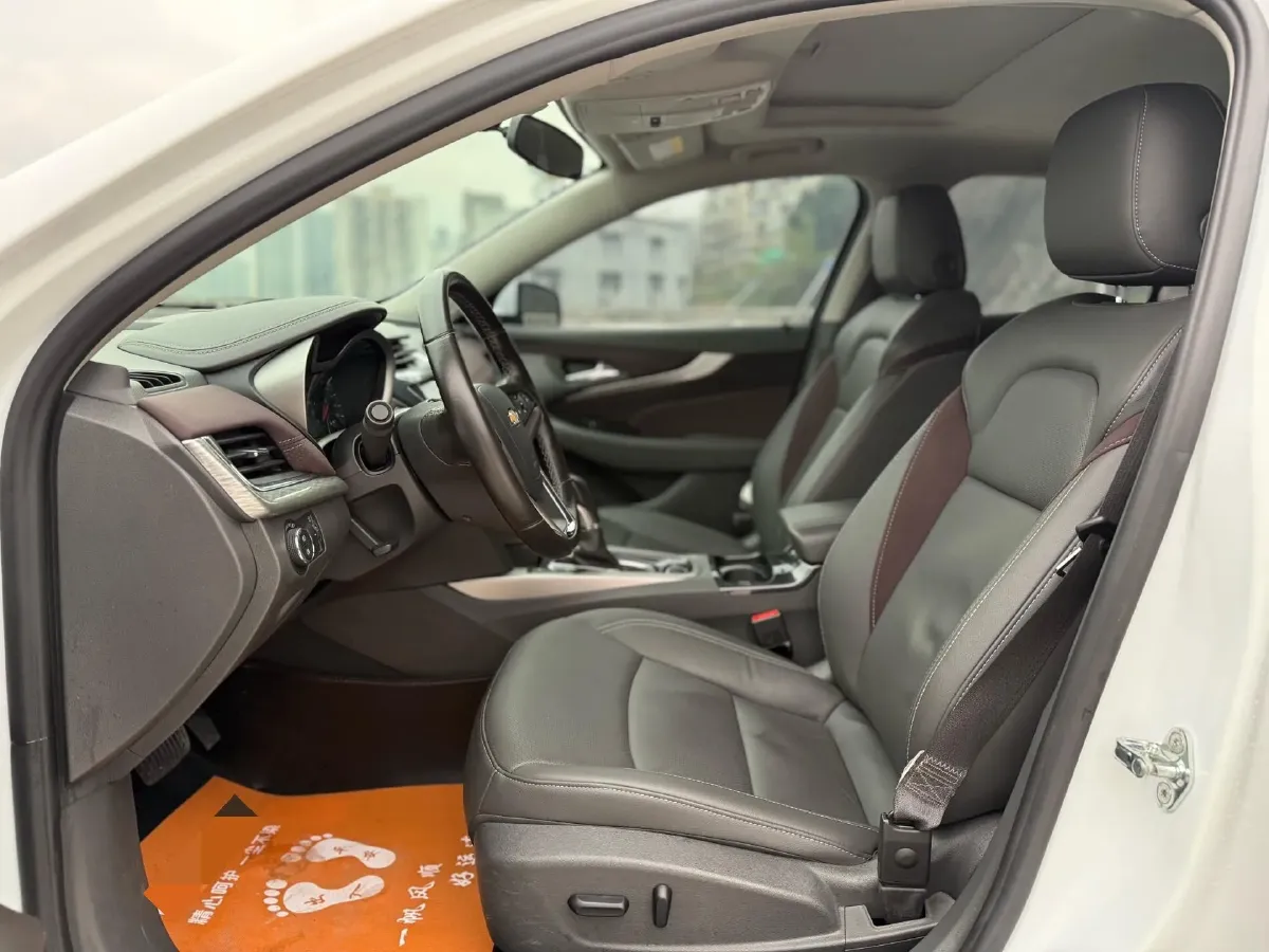 2018 Chevrolet Malibu 1.5T 170HP L4 6AT,autocango,china used car exporter,china ev exporter,chinese used car exporter,chinese used ev exporter