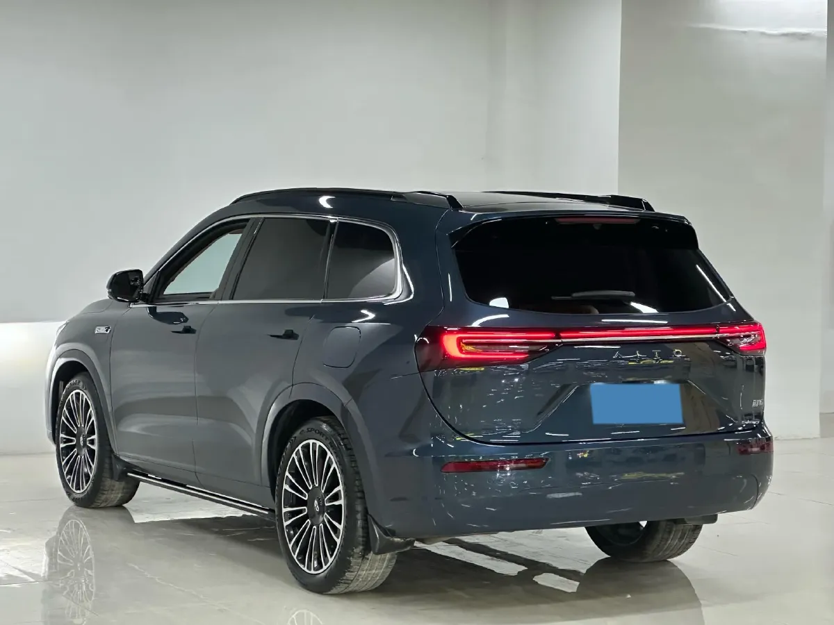 2024 AITO AITO M7 1.5T 152HP L4 REEV 42KWH,autocango,china used car exporter,china ev exporter,chinese used car exporter,chinese used ev exporter