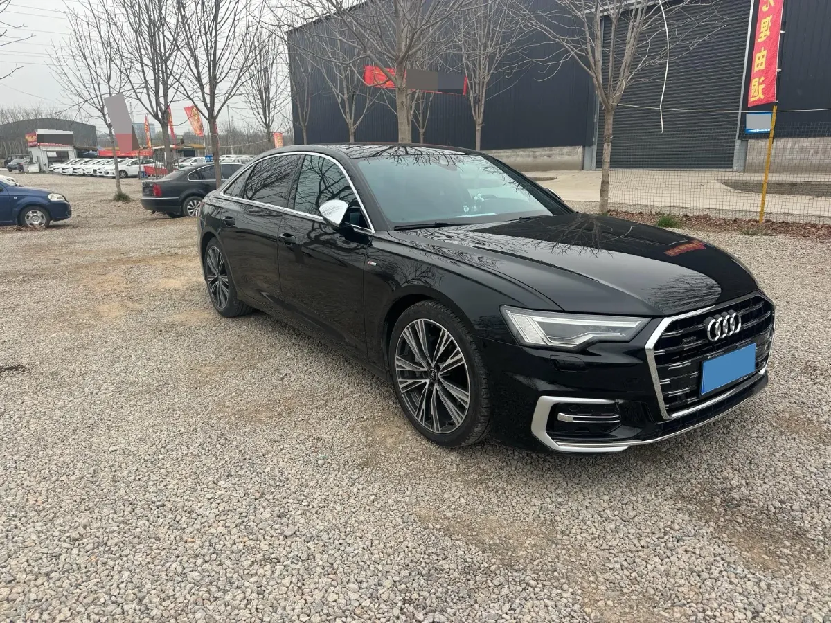 2022 Audi A6L 2.0T 224HP L4 7DCT,autocango,china used car exporter,china ev exporter,chinese used car exporter,chinese used ev exporter