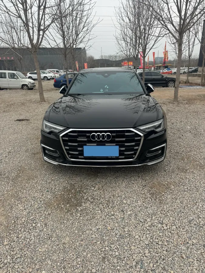 2022 Audi A6L 2.0T 224HP L4 7DCT,autocango,china used car exporter,china ev exporter,chinese used car exporter,chinese used ev exporter