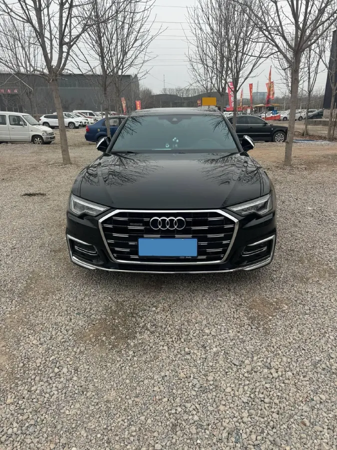 2022 Audi A6L 2.0T 224HP L4 7DCT,autocango,china used car exporter,china ev exporter,chinese used car exporter,chinese used ev exporter