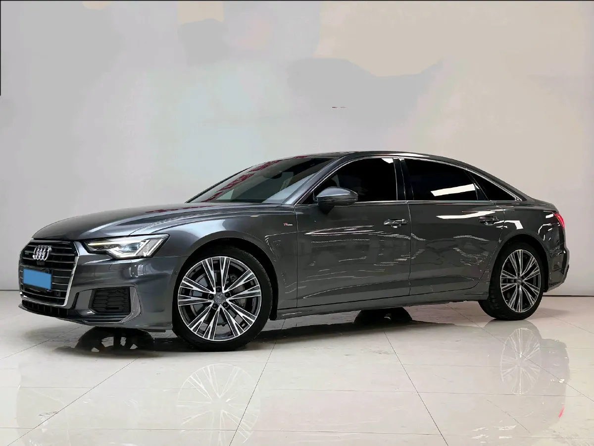 2021 Audi A6L 2.0T 224HP L4 7DCT,autocango,china used car exporter,china ev exporter,chinese used car exporter,chinese used ev exporter