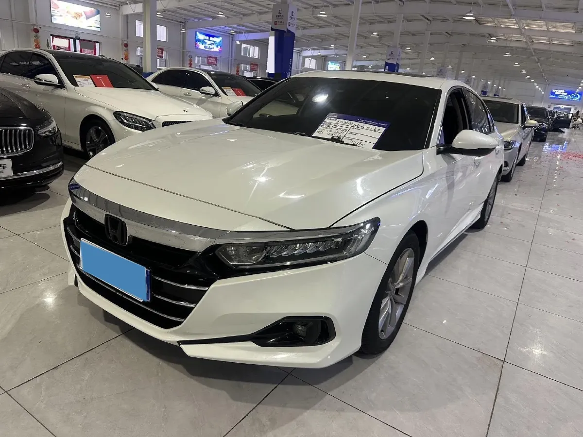 2022 Honda Accord 1.5T 194HP L4 CVT,autocango,china used car exporter,china ev exporter,chinese used car exporter,chinese used ev exporter