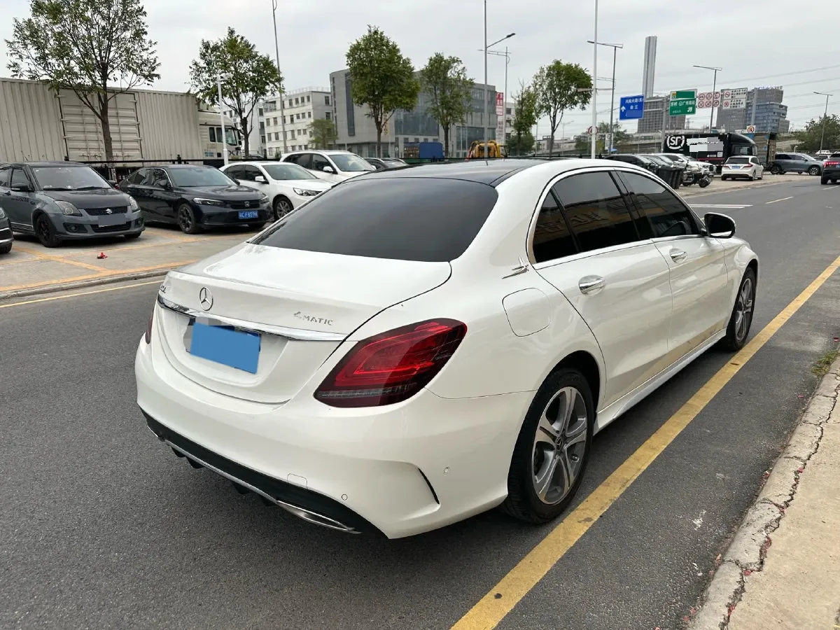 2020 Mercedes-Benz C Class 1.5T 184HP L4 9AT,autocango,china used car exporter,china ev exporter,chinese used car exporter,chinese used ev exporter