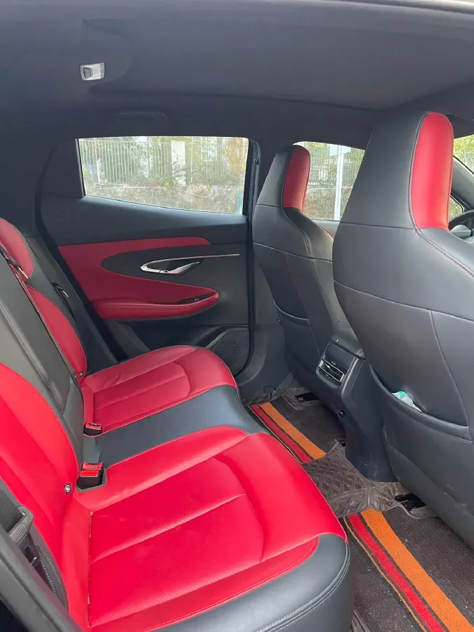 2020 ChangAn UNI-T 1.5T 180HP L4 7DCT,autocango,china used car exporter,china ev exporter,chinese used car exporter,chinese used ev exporter