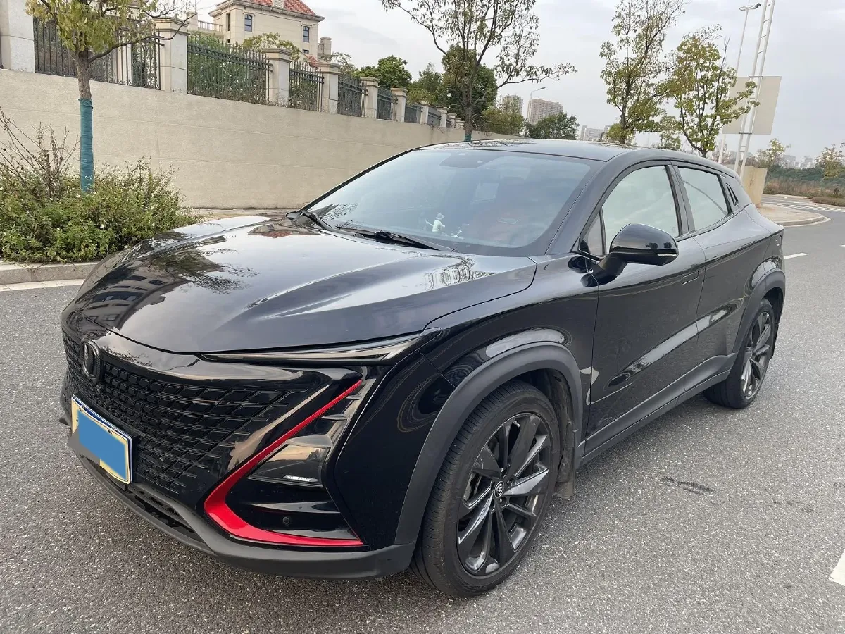 2020 ChangAn UNI-T 1.5T 180HP L4 7DCT,autocango,china used car exporter,china ev exporter,chinese used car exporter,chinese used ev exporter