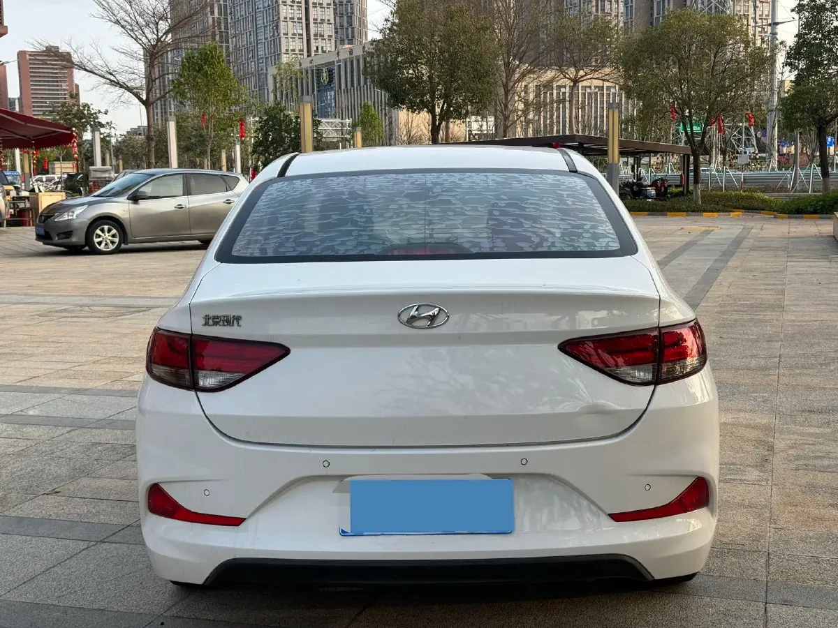 2020 Hyundai Celesta 1.6L 123HP L4 6AT,autocango,china used car exporter,china ev exporter,chinese used car exporter,chinese used ev exporter