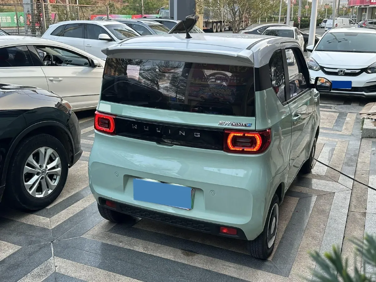 2022 WuLing HongGuang MINI EV BEV 13.9KWH,autocango,china used car exporter,china ev exporter,chinese used car exporter,chinese used ev exporter