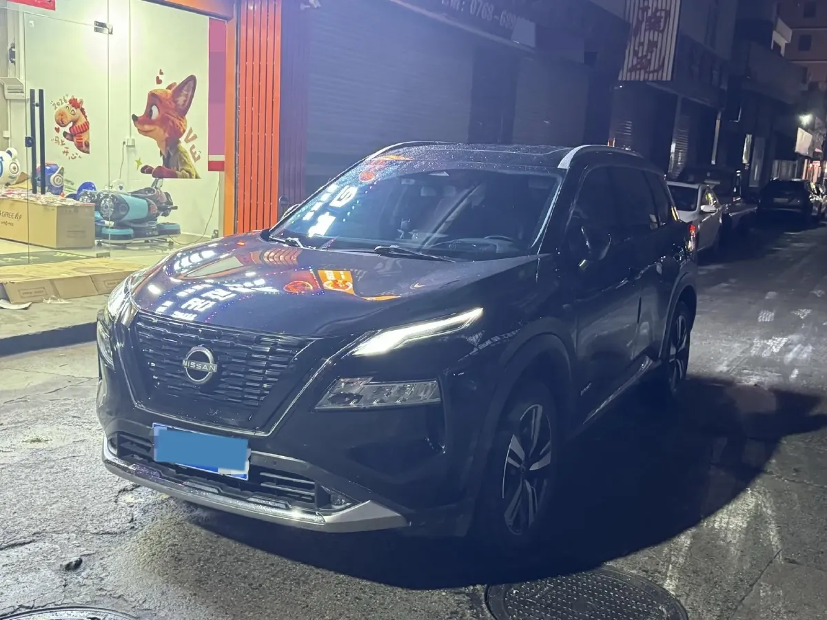 2023 Nissan X-Trail 1.5T 144HP L3 Hybrid,autocango,china used car exporter,china ev exporter,chinese used car exporter,chinese used ev exporter