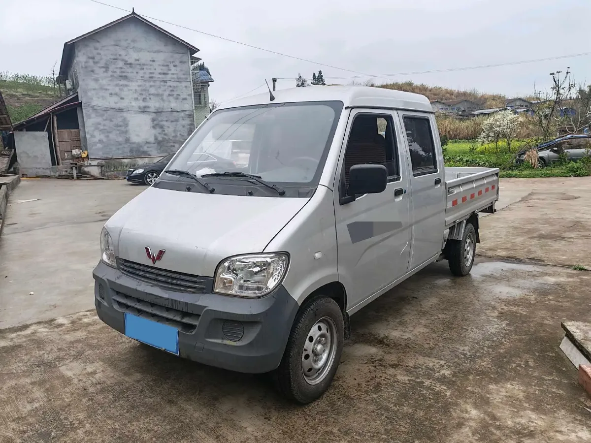 2023 WuLing ZhiGuang Mini Truck 1.5L 102HP L4 5MT,autocango,china used car exporter,china ev exporter,chinese used car exporter,chinese used ev exporter